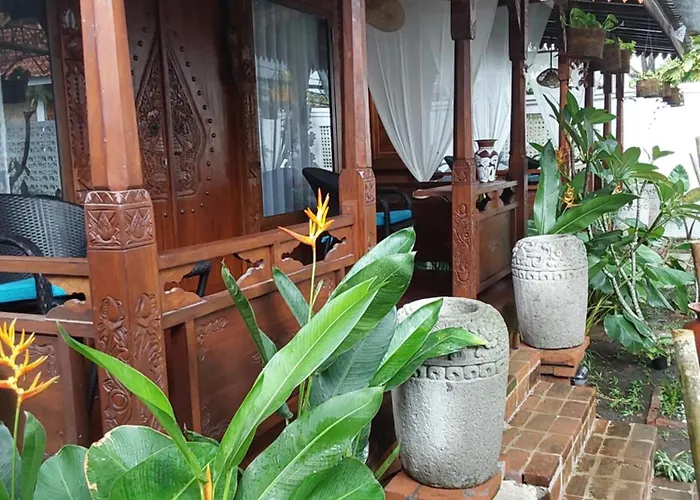 Navalia Rumah Kayu ベッド・アンド・ブレックファスト